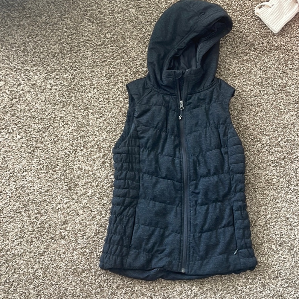 Puffy vest